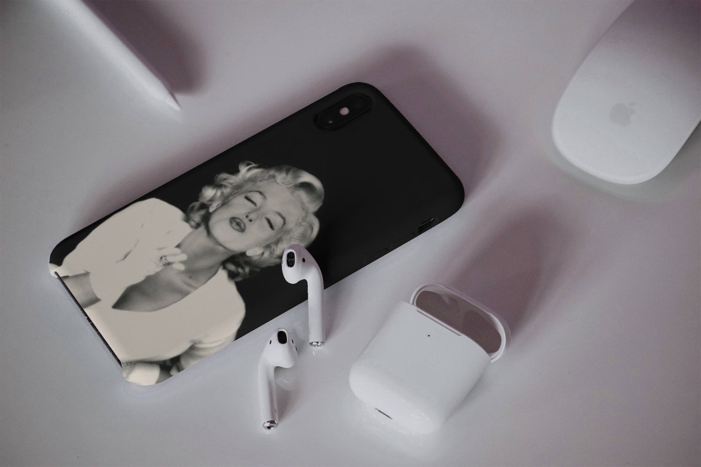 Vintage Marilyn Monroe iPhone Case